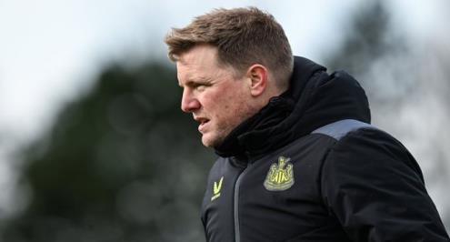 إيدي هاو بعد ارتباطه بتدريب إنجلترا: مستمر مع نيوكاسل طالما أشعر بالحرية